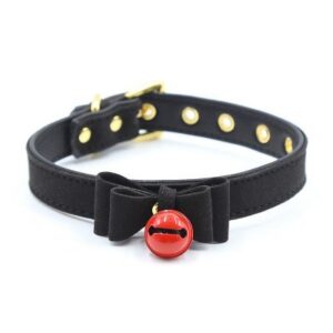 Svart halsband med rosett och röd klocka, justerbar design
