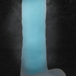 Självlysande Glow Dildo i mjuk silikon med sugpropp och realistisk ådrig skaft