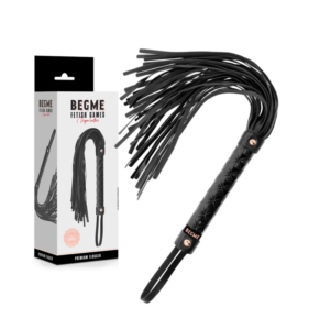 Svart flogger från BegMe Black Edition med veganläderkonstruktion