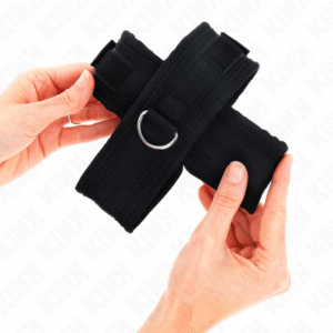Handboja Kink Cross Cuffs i storleken 34 x 5,5 cm för säker användning